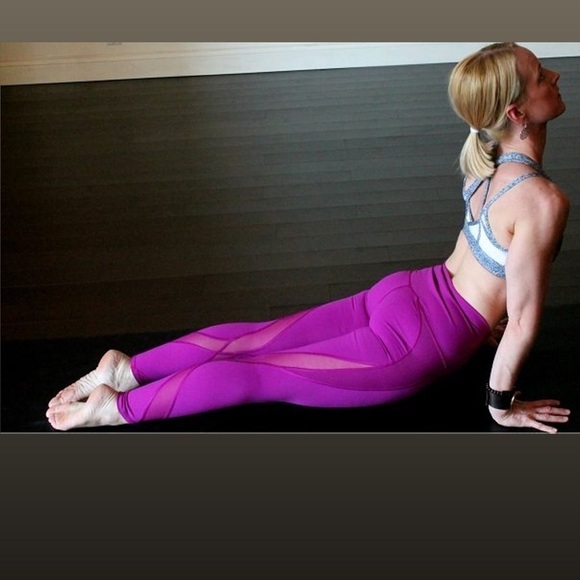 Lululemon Tranquil Tight Leggings High Rise Mesh Regal Plum Purple Pink - Picture 1 of 16